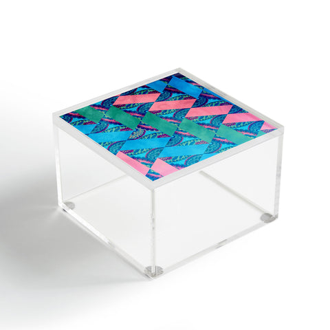 Arcturus Ultraviolet Acrylic Box