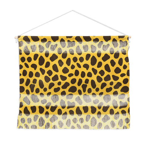 Avenie Cheetah Animal Print Wall Hanging Landscape