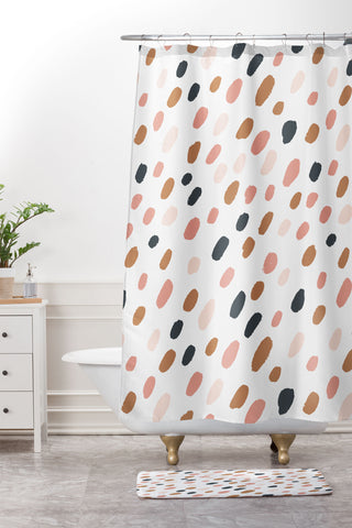 Avenie Cheetah Winter Collection VI Shower Curtain And Mat