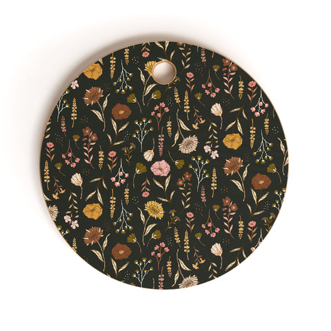 Avenie Cottage Garden V Cutting Board Round
