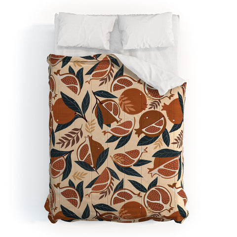 Avenie Pomegranate Terracotta Comforter