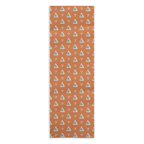 Avenie Triangle Pattern Orange Yoga Towel