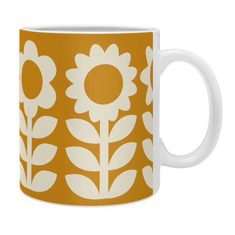 Becky Bailey Retro Flower Garden in Gold Coffee Mug
