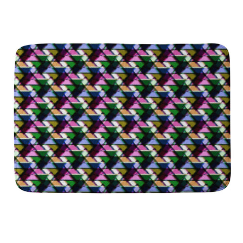 Bel Lefosse Design Fuzzy Triangles Memory Foam Bath Mat