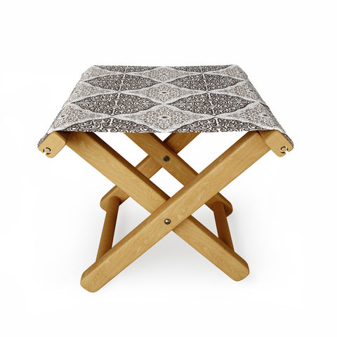 Belle13 Curly Rhombus Neutral Folding Stool
