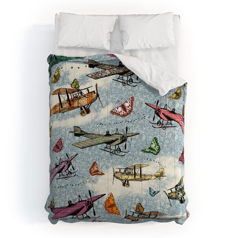 Belle13 Vintage Sky Comforter