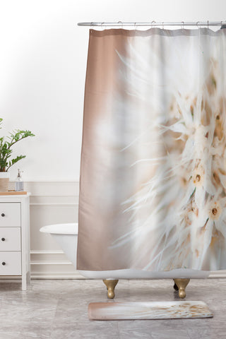 Bird Wanna Whistle Close Up Shower Curtain And Mat