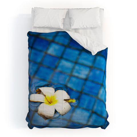 Bird Wanna Whistle Floating Flower Comforter