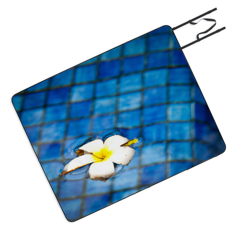 Bird Wanna Whistle Floating Flower Picnic Blanket
