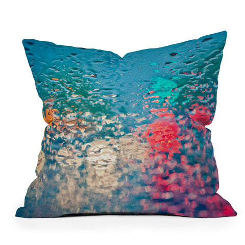 Bird Wanna Whistle Rain Impression Throw Pillow