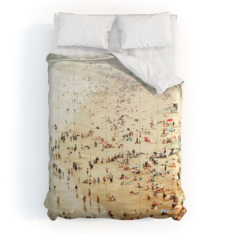 Bree Madden In The Crowd Comforter