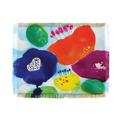 CayenaBlanca Big Flowers Throw Blanket