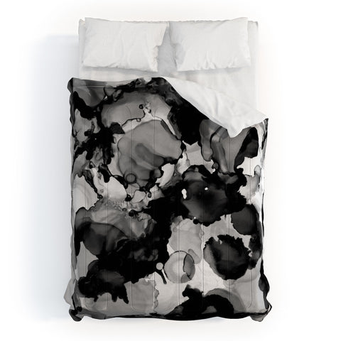 CayenaBlanca Black and white dreams Comforter