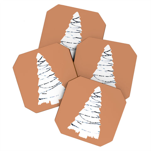 CayenaBlanca Cozy Christmas Tree Coaster Set