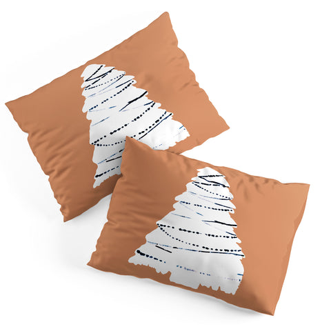 CayenaBlanca Cozy Christmas Tree Pillow Shams