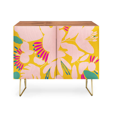 CayenaBlanca Floral shapes Credenza