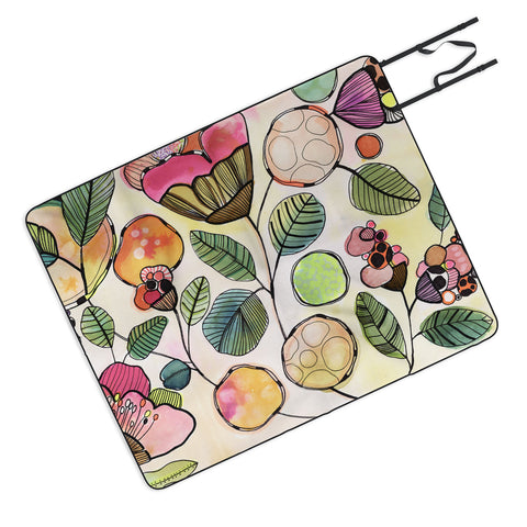 CayenaBlanca Magic Bubbles Picnic Blanket