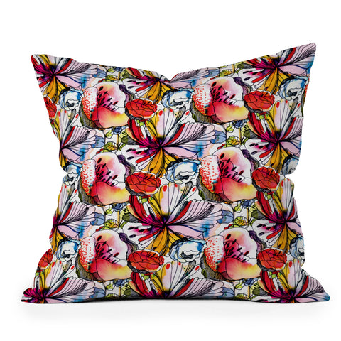 CayenaBlanca Pattern Flowers Throw Pillow
