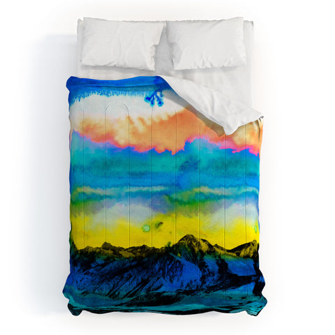 CayenaBlanca Wild West Sunrise Comforter