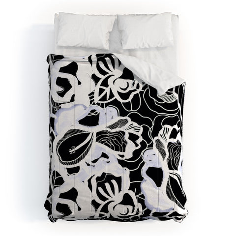 CayenaBlanca Winterland Comforter