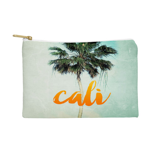 Chelsea Victoria California Hotel Pouch