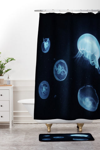 Chelsea Victoria Illuminati Shower Curtain And Mat