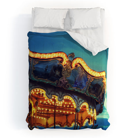 Chelsea Victoria Merry Me Comforter