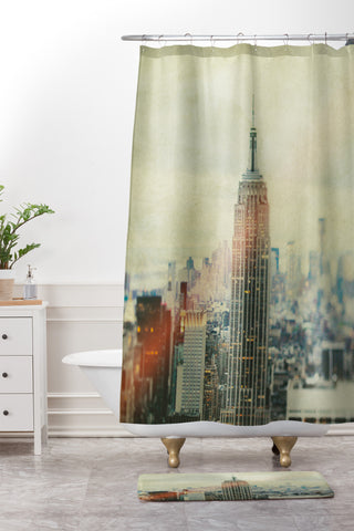 Chelsea Victoria Old New York Shower Curtain And Mat