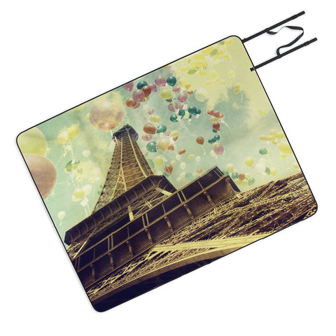 Chelsea Victoria Paris Is Flying Picnic Blanket