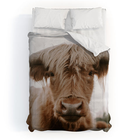 Chelsea Victoria The Curious Cow Comforter