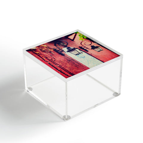 Chelsea Victoria The Village Acrylic Box