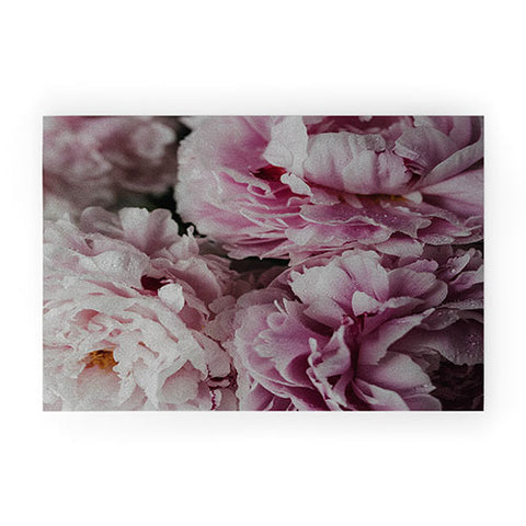 Chelsea Victoria Wet Peonies Welcome Mat