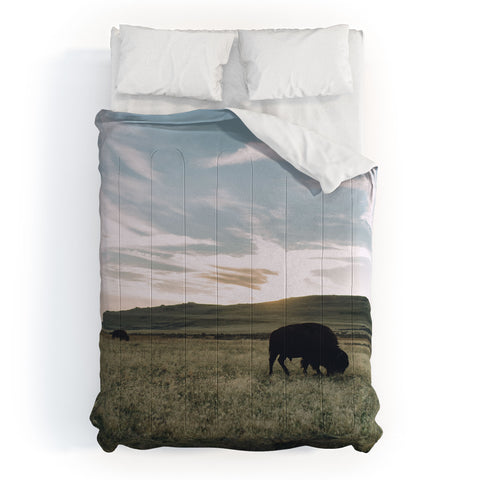 Chelsea Victoria Where The Buffalo Go Comforter