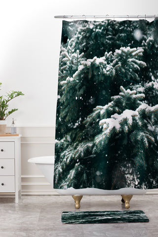 Chelsea Victoria Winter Pine Shower Curtain And Mat