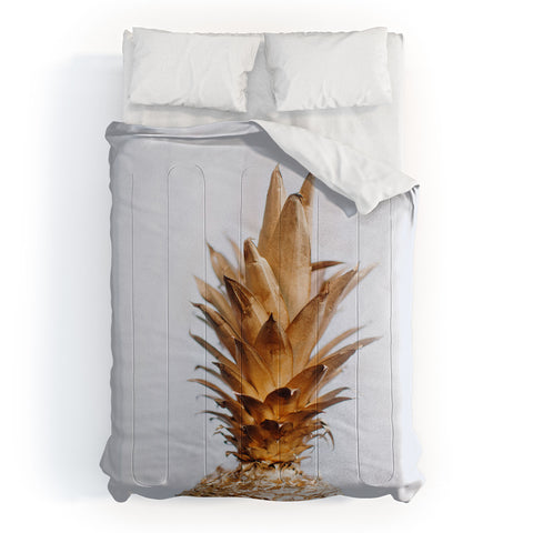 Chelsea Victoria Yes I Like Pina Coladas Comforter