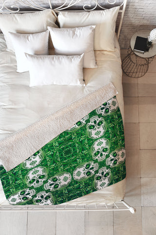 Chobopop Emerald Skull Pattern Fleece Throw Blanket