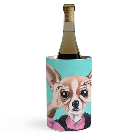 Coco de Paris Chihuahua is looking Wine Chiller