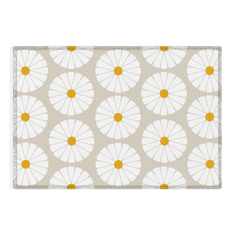 colour poems II Minimal Botanical Pattern Daisy Outdoor Rug