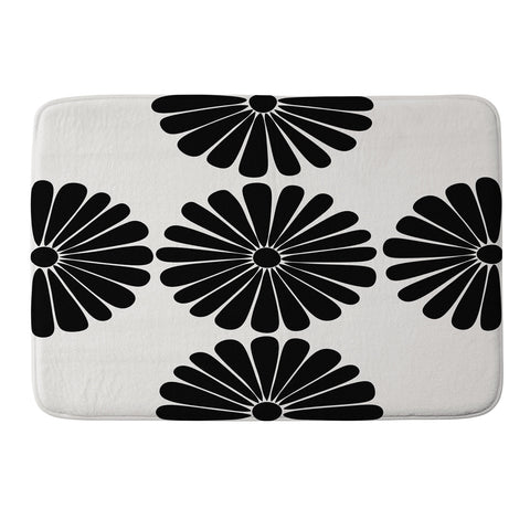 Colour Poems Retro Daisy I Memory Foam Bath Mat