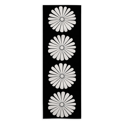 Colour Poems Retro Daisy II Yoga Towel