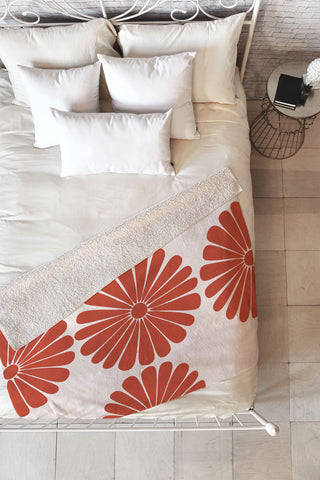 Colour Poems Retro Daisy III Fleece Throw Blanket