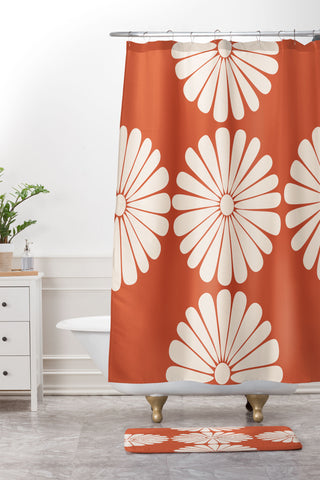 Colour Poems Retro Daisy XV Shower Curtain And Mat