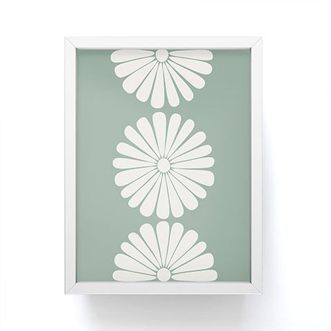 Colour Poems Retro Daisy XX Framed Mini Art Print