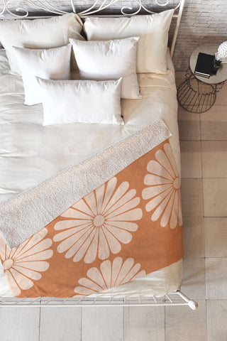 Colour Poems Retro Daisy XXII Fleece Throw Blanket