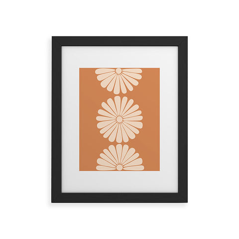 Colour Poems Retro Daisy XXII Framed Art Print