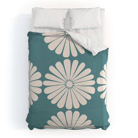 Colour Poems Retro Daisy XXIII Duvet Cover