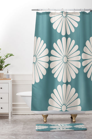 Colour Poems Retro Daisy XXIII Shower Curtain And Mat
