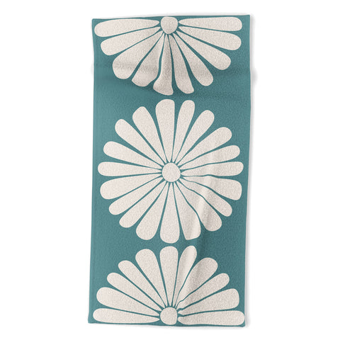 Colour Poems Retro Daisy XXIII Beach Towel