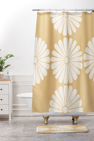 Colour Poems Retro Daisy XXIV Shower Curtain And Mat