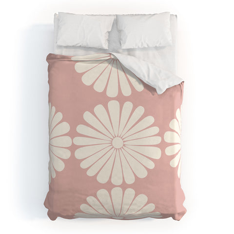 Colour Poems Retro Daisy XXVI Duvet Cover